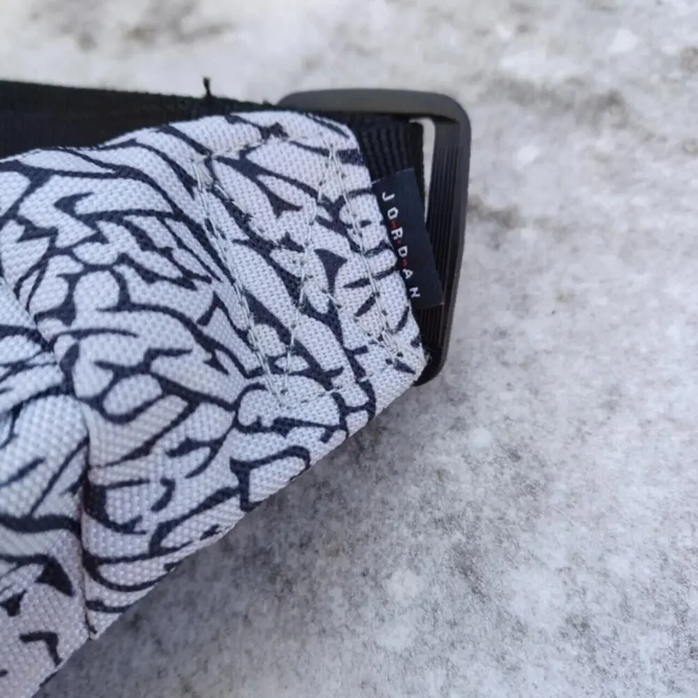 Nike Air Jordan Fanny Pack Hip Waist Belt Crossbody Bag Elephant Print 9B0533 G3 - Picture 7 of 15